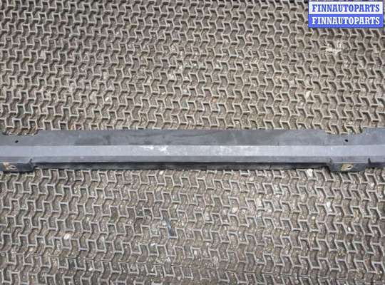 Пластик радиатора MB1679725 на Mercedes Sprinter 1996-2006