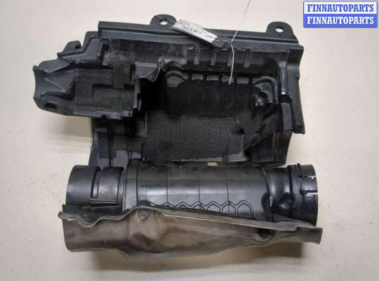 Резонатор воздушного фильтра VL469440 на Volvo XC90 2014-2019