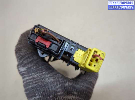 купить Блок управления подрулевыми переключателями на Volkswagen Jetta 5 2005-2011