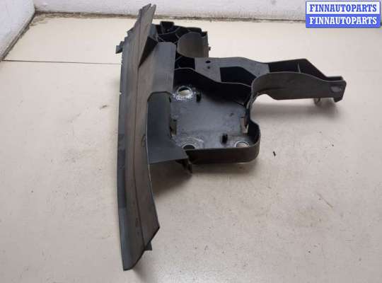 Купить Кронштейн фары на Renault Megane 2 2002-2009 Кронштейн фары RN1591445 на Renault Megane 2 2002-2009