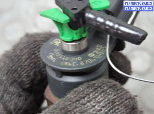 Форсунка топливная на Citroen C3 Picasso