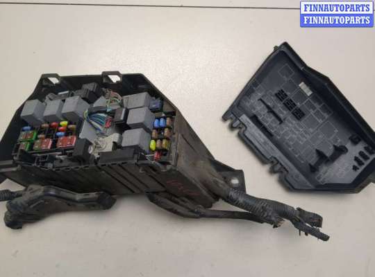 Блок предохранителей FO2138321 на Ford Mondeo 4 2007-2015