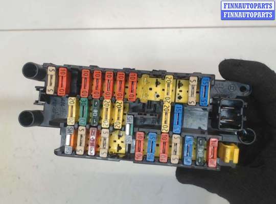 купить Блок предохранителей на Peugeot 406 1999-2004