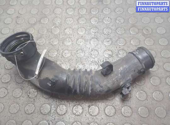 Патрубок (трубка, шланг) на BMW 3 (E90/E91/E92/E93)