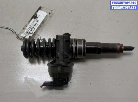 Форсунка топливная VG2478439 на Volkswagen Golf Plus