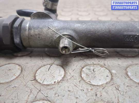 Рампа (рейка) топливная на Mercedes-Benz C (W203)