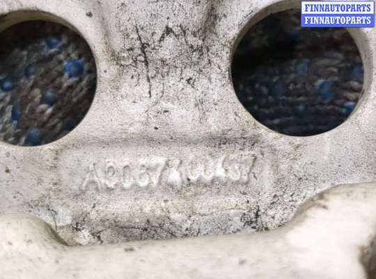 купить Петля крышки багажника на Volkswagen Crafter 2006-2016