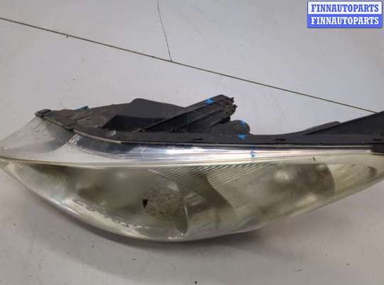 Фара передняя на Hyundai i20