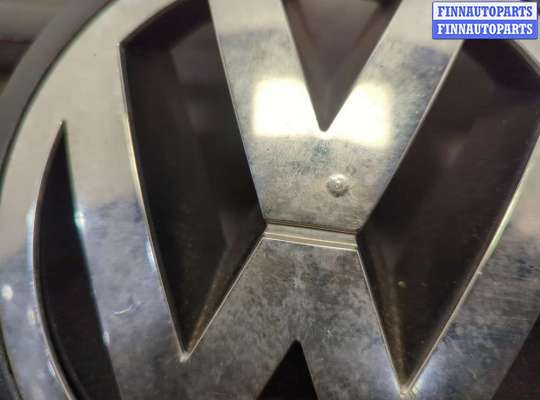 купить Решетка радиатора на Volkswagen Transporter 5 2003-2015
