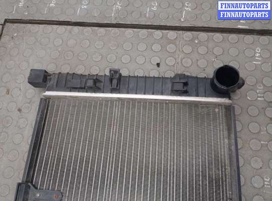 Радиатор основной на Mercedes-Benz C (W203)