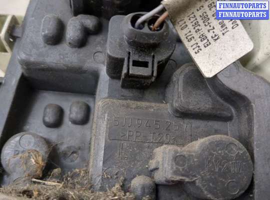 купить Фонарь (задний) на Skoda Rapid 2012-2020