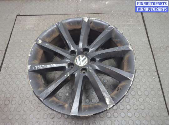 Колпачок литого диска VG2740445 на Volkswagen Passat 6 2005-2010