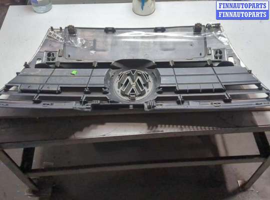 купить Решетка радиатора на Volkswagen Passat 6 2005-2010