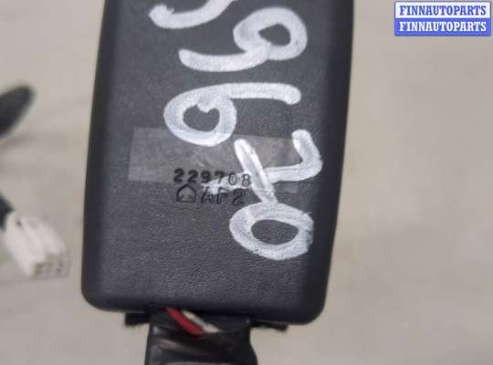 купить Замок ремня безопасности на Toyota Avensis 2 2003-2008