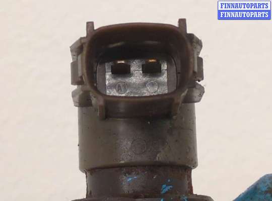 Форсунка топливная на Toyota RAV4 III (XA30)