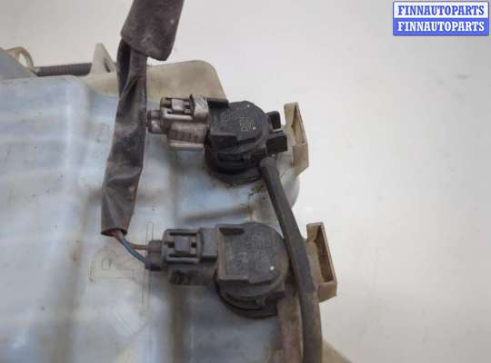 купить Бачок омывателя на Toyota RAV 4 2006-2013