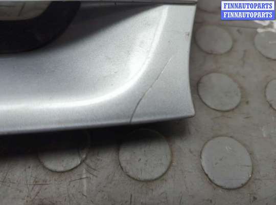 купить Решетка радиатора на Volkswagen Golf 5 2003-2009