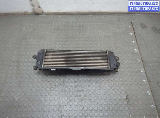 Радиатор интеркулера RN1575816 на Renault Trafic 2001-2014