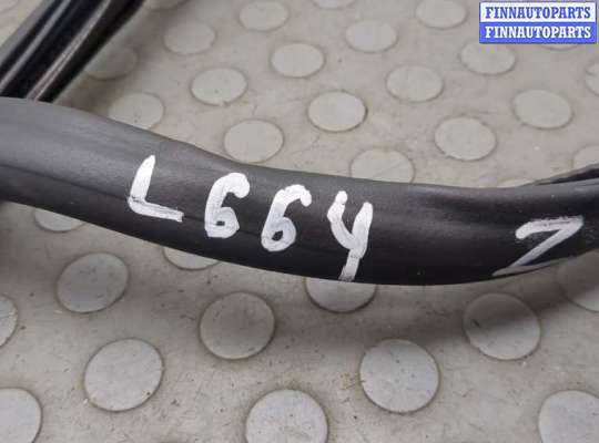 купить Уплотнитель на Chevrolet Equinox 2017-2024