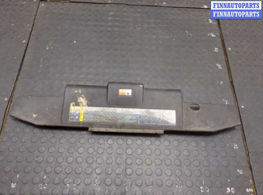 Купить Накладка замка капота на Ford Explorer 2001-2006 Накладка замка капота FO2233439 на Ford Explorer 2001-2006