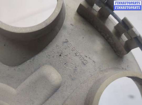 купить Колпачок литого диска на Toyota Sequoia 2000-2008