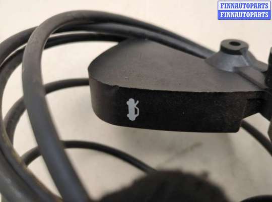 купить Ручка открывания капота на Chrysler Pacifica 2003-2008