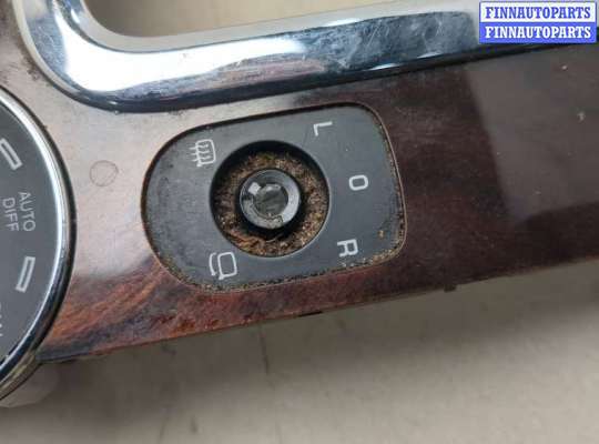 купить Рамка под кулису на Volkswagen Touareg 2007-2010