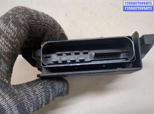 купить Блок управления стояночным тормозом на Volkswagen Passat 6 2005-2010