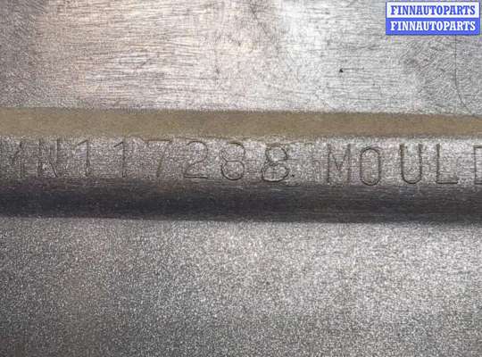 купить Молдинг двери на Mitsubishi Pajero / Montero 2000-2006