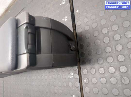 купить Консоль салона (кулисная часть) на Volvo V50 2004-2012