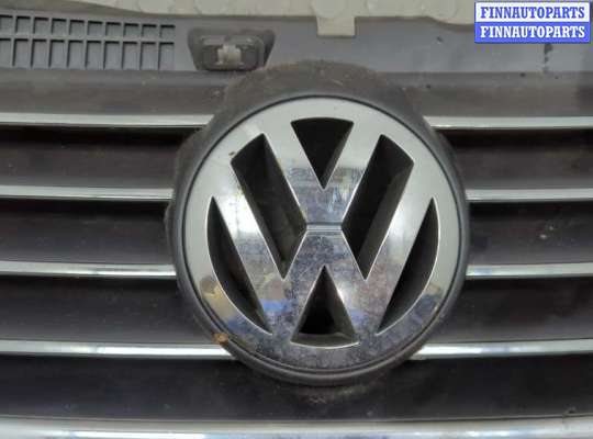 купить Решетка радиатора на Volkswagen Passat 5 2000-2005