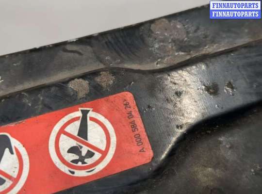 купить Рамка передняя (телевизор) на Mercedes CLK W209 2002-2010