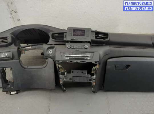 Дисплей бортового компьютера на Ford Explorer VI (U625)