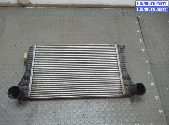 Радиатор интеркулера VG2730230 на Volkswagen Tiguan 2007-2011