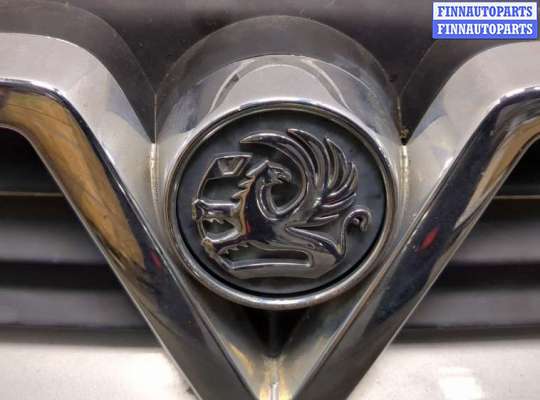 Решетка радиатора на Opel Vivaro A