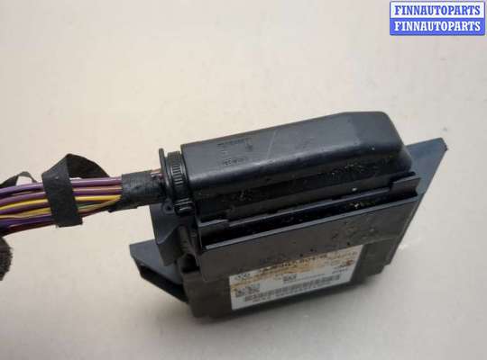 купить Блок управления стояночным тормозом на Volkswagen Tiguan 2011-2016