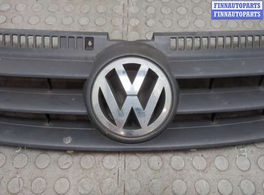 купить Решетка радиатора на Volkswagen Golf Plus