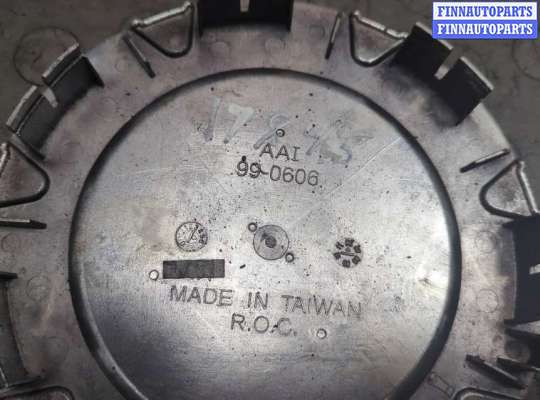 купить Колпачок литого диска на Cadillac Escalade 2 2001-2006