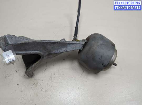 Подушка крепления двигателя AU1699860 на Audi A4 (B6) 2000-2006