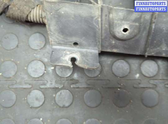 Кронштейн бампера на Opel Meriva A