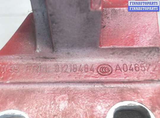 купить Петля двери на Volvo C30 2006-2013