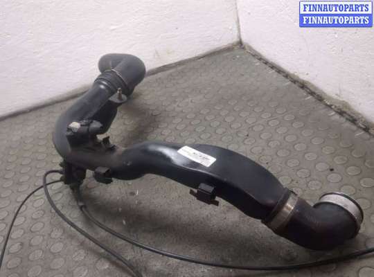 Патрубок интеркулера VG2792037 на Volkswagen Passat 5 2000-2005