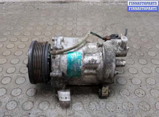 Компрессор кондиционера VG2679017 на Volkswagen Polo 1999-2001