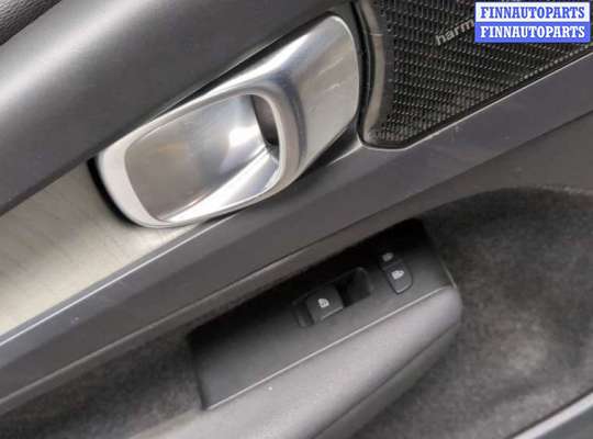 купить Стеклоподъемник электрический на Volvo XC40