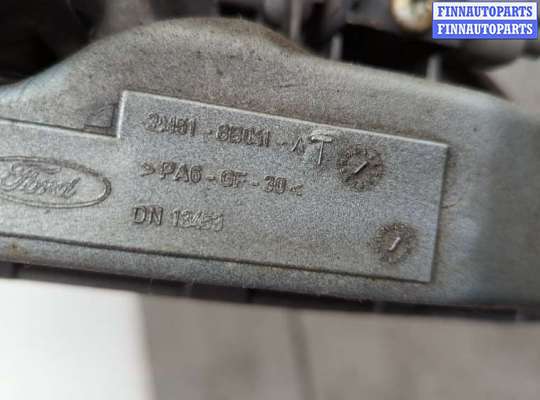 купить Рамка передняя (телевизор) на Ford C-Max 2002-2010