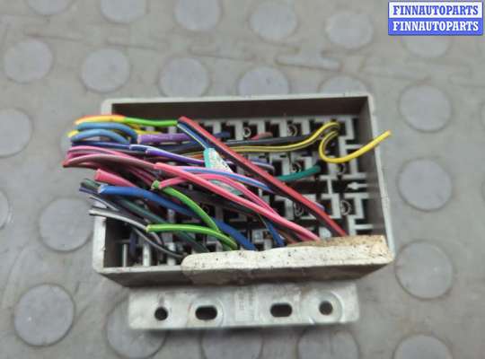 купить Блок предохранителей на Jeep Wrangler 1996-2006