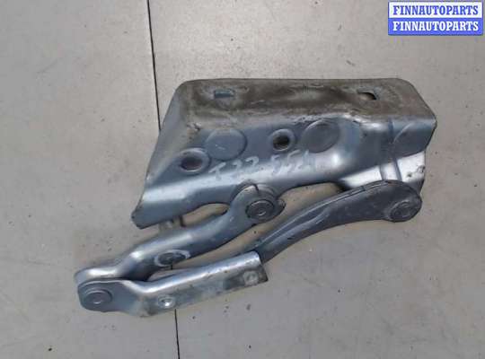 купить Петля капота на Mercedes B W245 2005-2012