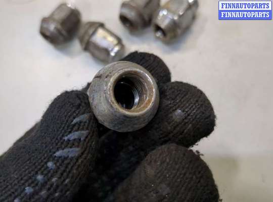 купить Гайка колесная на Chrysler Pacifica 2003-2008