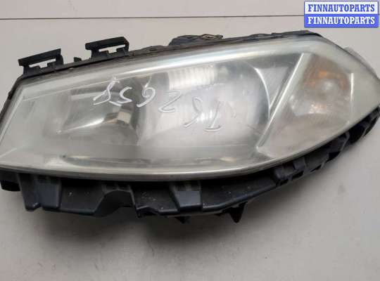 Кронштейн фары RN1586834 на Renault Megane 2 2002-2009