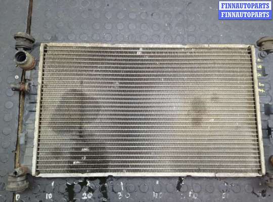 Радиатор охлаждения двигателя FO2152188 на Ford Focus 1 1998-2004